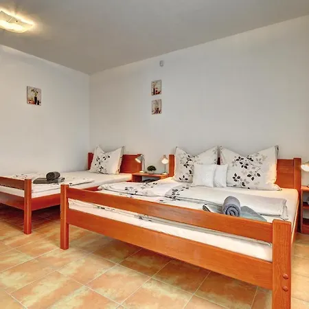 U Zameckeho Parku 3* Třeboň