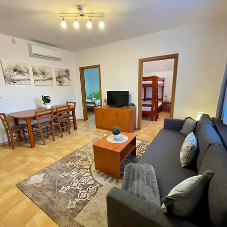 U Zámeckého Parku Třeboň